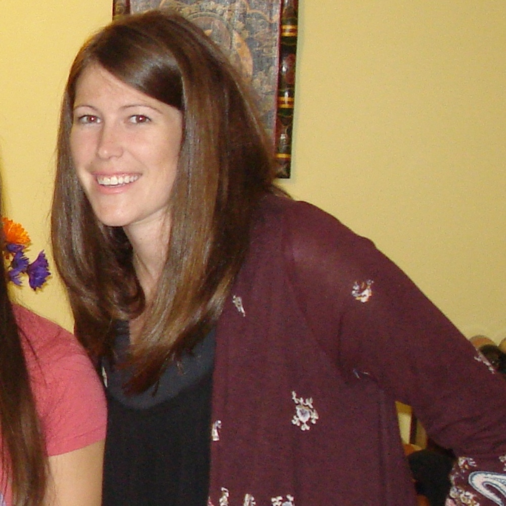 Meet your Posh Ambassador, Amanda - Picture 2 of 2